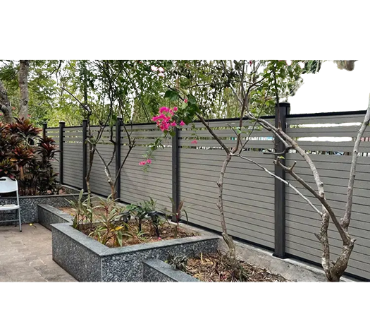 Outdoor Eco Friendly No Crack Composite Fence